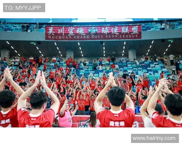 全球足球盛宴国际赛事精彩纷呈球迷热情高涨共同见证历史时刻