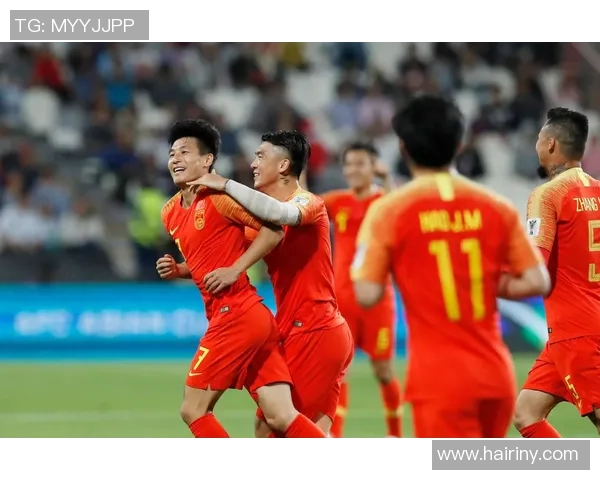 中国男篮迎战澳大利亚队全力争胜展现实力与团队精神